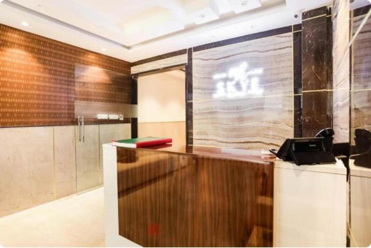 Hotel Royal Sky Luxury Near Delhi Airport Nova Deli Exterior foto
