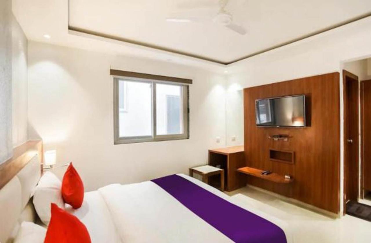 Hotel Royal Sky Luxury Near Delhi Airport Nova Deli Exterior foto